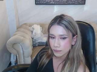 evy-lux-v Live Webcam on CamSoda