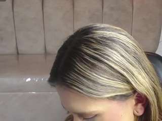 Evy-Lux-V