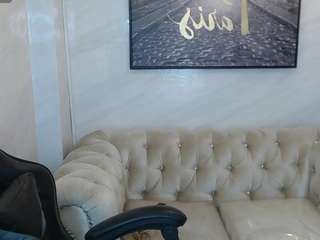 Evy-Lux-V