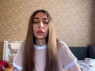 isobelgutkin's CamSoda show and profile