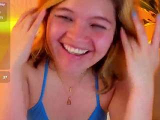 Live webcam model jeonmei-tp on Soda Cams