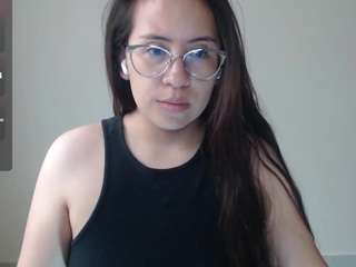 megan-hot-v webcam