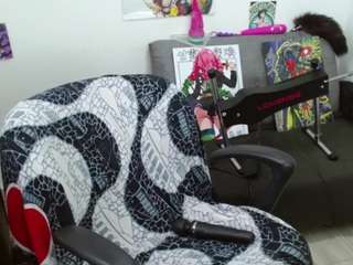 NatashaLau live webcam show