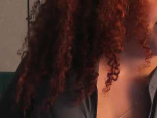 ninna-curly webcam