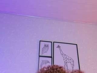 ninna-curly