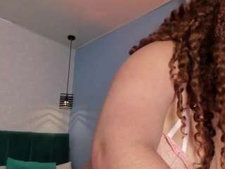 ninna-curly