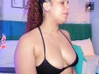 ninna-curly