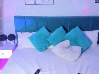 ninna-curly live webcam show