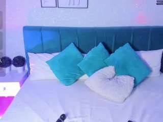ninna-curly live webcam show