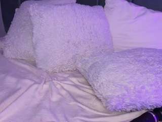 ninna-curly live webcam show