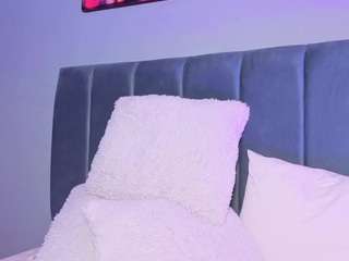 ninna-curly live webcam show