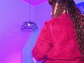 ninna-curly