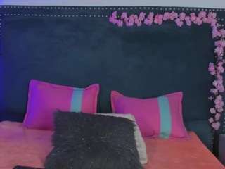 shainabonne live webcam show