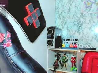 suzume-mendez Sex Cam Show