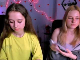 trixy-melison's CamSoda show and profile