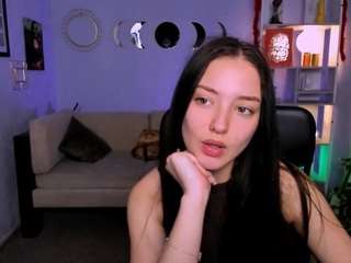 trixy-melison Live Webcam on CamSoda