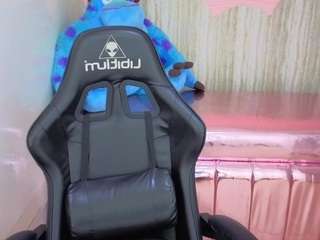 Live webcam model zedin02-t on Soda Cams