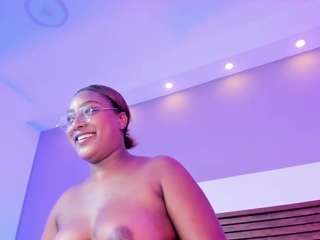 adeleehottman Live Webcam on CamSoda