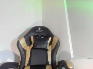 adharasecret's live room