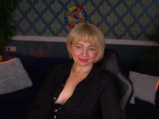 AmaraNightss live cam preview