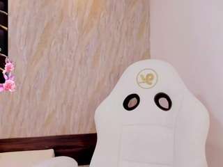 camilla-hilton Live Webcam on CamSoda