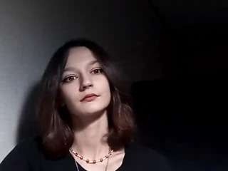 chandrateresi's CamSoda show and profile