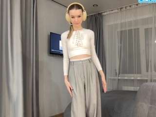 colettebasinski live cam profile