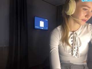 colettebasinski live cam profile