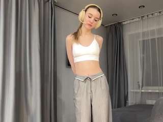 colettebasinski live cam profile