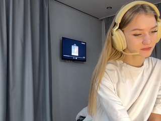 colettebasinski live cam profile