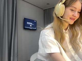 Live webcam model colettebasinski on Soda Cams