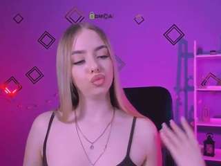 creamy-eva