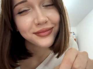 Live webcam model dulcemceirath on Soda Cams