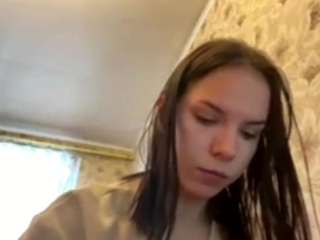 Live webcam model kittykallestad on Soda Cams