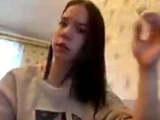 Live webcam model kittykallestad on Soda Cams