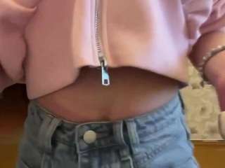 Live webcam model kittykallestad on Soda Cams