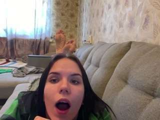 Live webcam model kittykallestad on Soda Cams