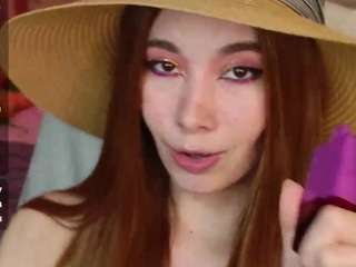 Live webcam model lunavira on Soda Cams