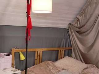 lunavira live webcam show