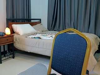 naturallyelly webcam