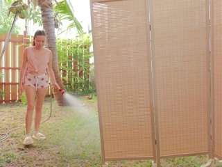 naturallyelly webcam