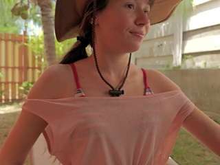 naturallyelly webcam