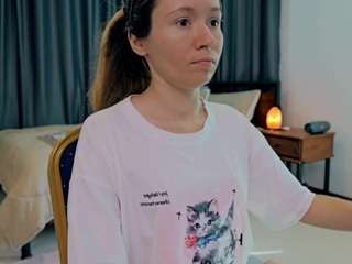 naturallyelly live cam profile