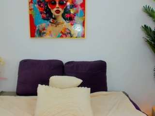 NicolleLexxy live cam preview