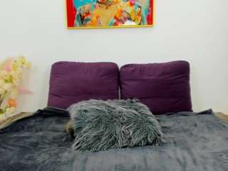 NicolleLexxy live cam preview