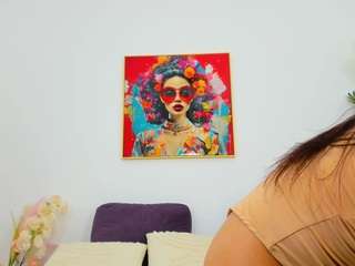 NicolleLexxy live cam preview