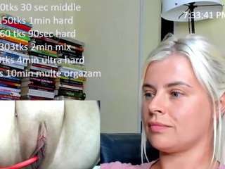 queenofthenighttt live webcam show
