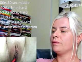 queenofthenighttt live webcam show