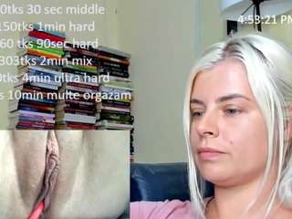 queenofthenighttt live webcam show