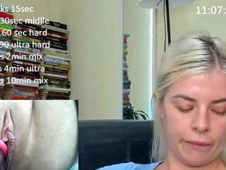 queenofthenighttt live cam preview